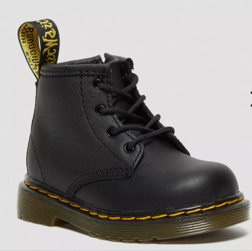 Doc Martens Infant Softy T Leather Boots Size 4